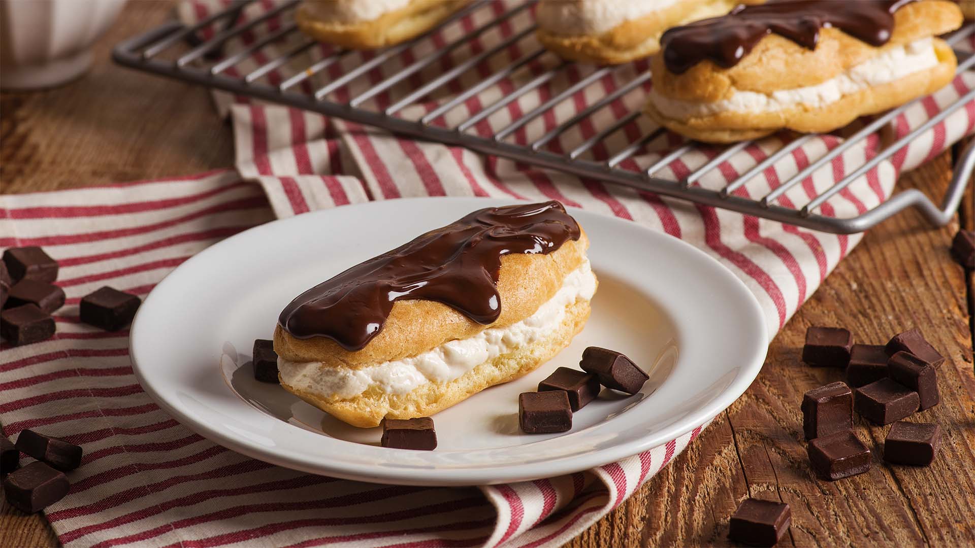 hersheys espresso cream eclairs with chocolate topping